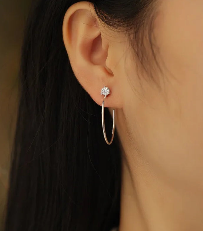 Aretes con piedra central moissanita