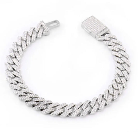 CLASSIC CUBAN BRACEELET MOISSANITE 6MM